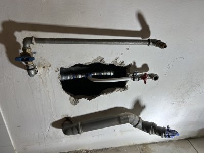 Ázott az alsó szomszéd